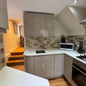 Quirky In The Historical Town Of Holiday home Beverley